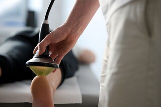 MVZ_Schlump_One_Stosswelle_Fuesse